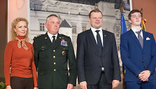 Saulius Skvernelis ir Ričardas Pocius su &scaron;eima 