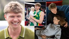 Mindaugas Kuzminskas su sužadėtine Lina ir sūnumi