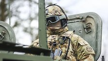 Tankai &bdquo;M1A2 Abrams&ldquo; ir kita technika važiavo i&scaron; Ruklos į Pabradę