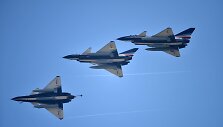 Kinijos naikintuvai J-10