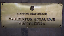 Medikų bendruomenė rengia mitingą prie sveikatos apsaugos ministerijos