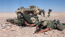 Prancūzų legiono kariai Saudo Arabijos dykumoje