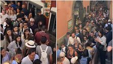 Turistų spūstys Pozitane