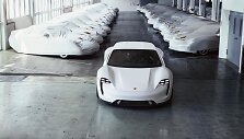 Pirmasis visi&scaron;kai elektrinis &bdquo;Porsche&ldquo; bus &bdquo;Mission E&ldquo; modelis