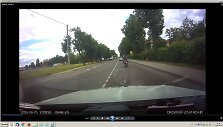 Policijos ie&scaron;komas motociklininkas
