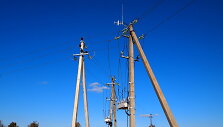 Dėl i&scaron;manaus tinklo elektros energija pasiekia gyventojus net ir pažeidus liniją