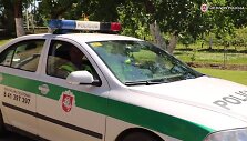 joniskio-policija-lydejo-gimdyve