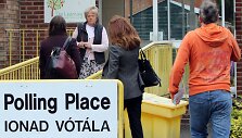 Airijoje istorinis referendumas dėl tos pačios lyties santuokų