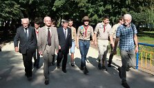 &Scaron;iaulių Lieporių parke i&scaron;kilmingai atidaryta Signatarų alėja
