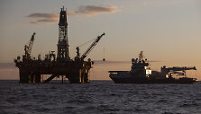&bdquo;Rosneft&ldquo; naftos gavybos platforma Karos jūroje