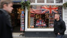 Didžiosios Britanijos rinkėjai ir politikai vieningos nuomonės dėl balsavimo referendume dar neturi.