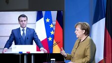 Emmanuelis Macronas, Angela Merkel