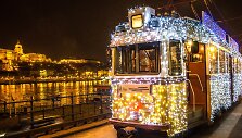 Budape&scaron;tas jau i&scaron;puo&scaron;tas Kalėdoms
