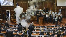 A&scaron;arinės dujos Kosovo parlamente