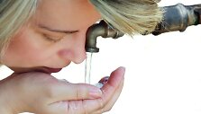 Be filtro: vanduo i&scaron; čiaupo patenkina visus fiziologinius žmogaus poreikius