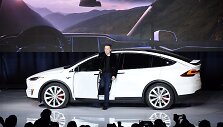 &bdquo;Tesla Model X&ldquo; pristatymas