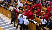 Mu&scaron;tynės Pietų Afrikos Respublikos parlamente