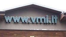 rakų gyventojai i&scaron; valdžios nieko nesitiki ir savo laimę kuria patys