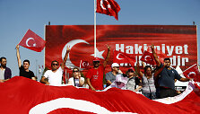 Turkijos partijų mitingas už demokratiją 
