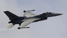 F-16 &bdquo;Fighting Falcon&ldquo; naikintuvas