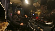 Tolimųjų reisų sunkvežimių vairuotojų stovykla prie Maskvos