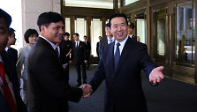 Interpolui vadovaus kinas Meng Hongwei (de&scaron;inėje)