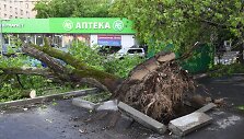 Uraganinio vėjo padariniai Maskvoje 