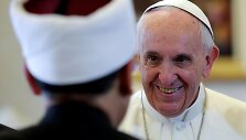 Popiežius susitiko su auk&scaron;čiausiu pasaulio sunitų dvasiniu vadovu Vatikane