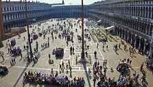 Turistai &scaron;v. Morkaus aik&scaron;tėje Venecijoje