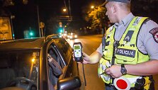 Naktinis Vilniaus kelių policijos reidas