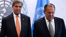 Johnas Kerry su Sergejumi Lavrovu 