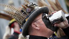 Velykos Didžiojoje Britanijoje &scaron;venčiamos audringai.