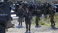 Vakarų Krante palestinietis nukreipė automobilį į Izraeliečius karius ir buvo pa&scaron;autas