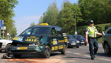 Liudininkų teigimu, taksi automobilis skriejo dideliu greičiu
