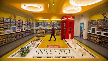 Londone atidaryta didžiausia pasaulyje &bdquo;Lego&ldquo; parduotuvė