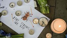 Pasaulis gedi i&scaron;puolio Mančesteryje aukų