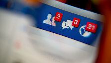facebook-5707afbe51373