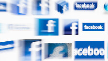 &bdquo;Facebook&ldquo; leidžia tinkle plisti įvairiausioms klastotėms, o JAV rinkėjai jomis patiki