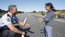 Danijos policininkas ir mergaitė sirė