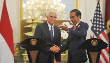 Mike'as Pence'as ir Joko Widodo