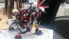 Elektroautobusas ir robotas jau keliauja prie Klaipėdos mokyklų.