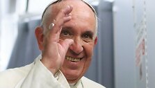 Popiežius Pranci&scaron;kus kalba žurnalistams grįžtant i&scaron; apa&scaron;tali&scaron;kos kelionės  