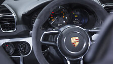 &bdquo;Porsche Boxster Spyder&ldquo; premjera Niujorko automobilių parodoje