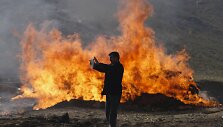 Afganistane deginami sulaikyti narkotikai