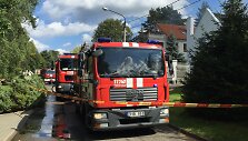 Vilniuje, Nugalėtojų gatvėje, užsidegė namo stogas
