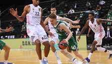 Marius Grigonis &bdquo;Real&ldquo; žaidėjų apsuptyje