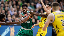 Nigelas Hayes'as