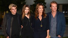 Cindy Crawford ir Rande'as Gerberis su vaikais Kaia ir Presley 
