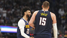 Jamalas Murray ir Nikola Jokičius