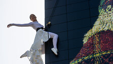 &bdquo;Dance of Freedom&ldquo; vertikalaus &scaron;okio pasirodymas Ukrainai